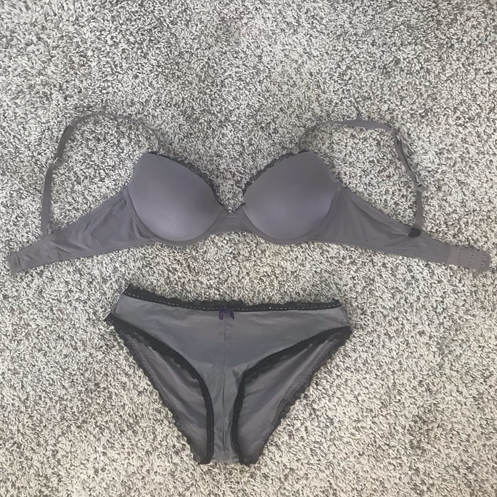 Super soft bra & panty set!